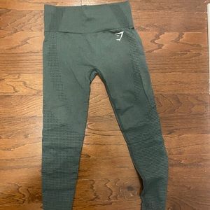 GYMSHARK VITAL SEAMLESS - DARK GREEN MARL SIZE SMALL